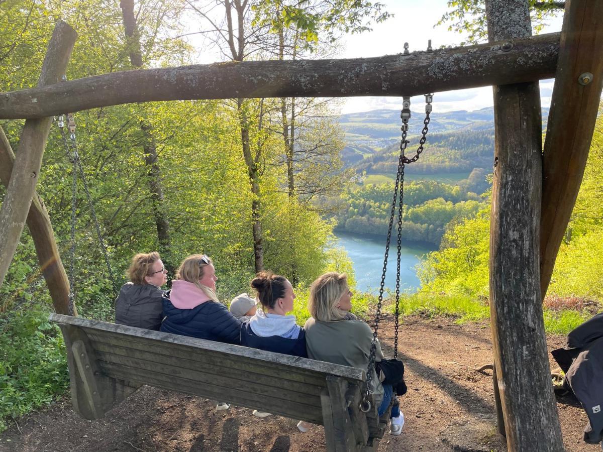 Ferienhaus Backesgarten für 22 Personen Neichen Exterior foto