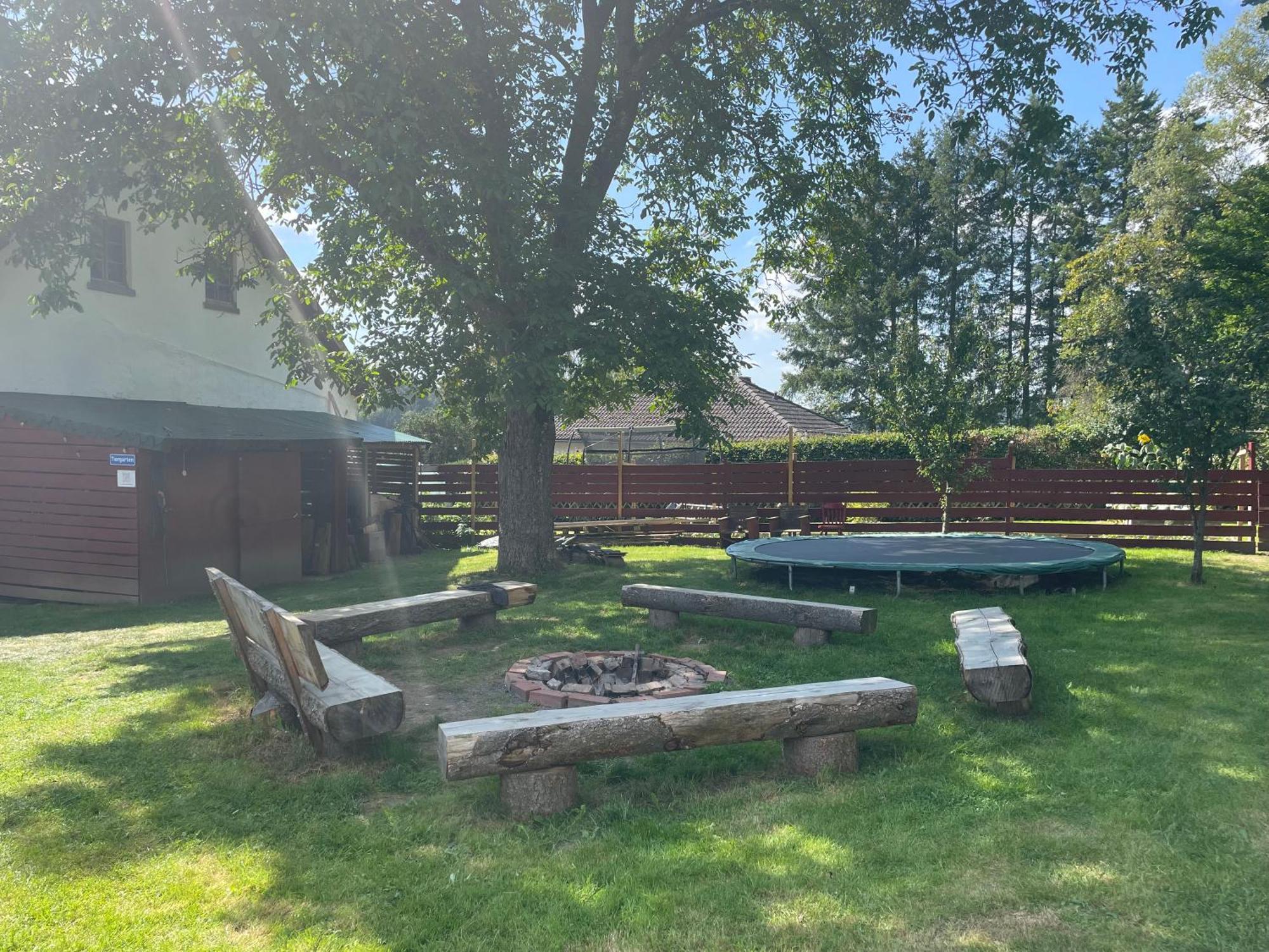 Ferienhaus Backesgarten für 22 Personen Neichen Exterior foto